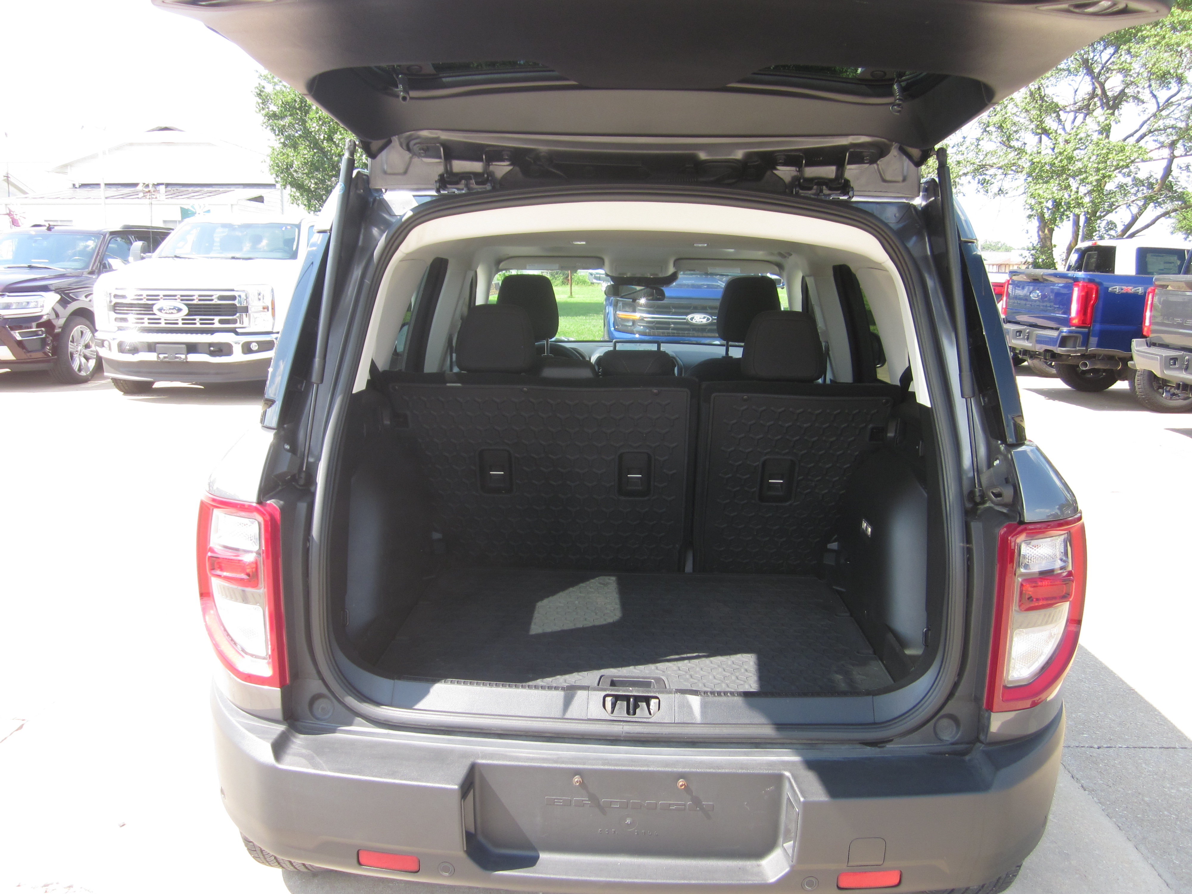 Used 2024 Ford Bronco Sport Big Bend w/ Convenience Package AWD/4WD image 8
