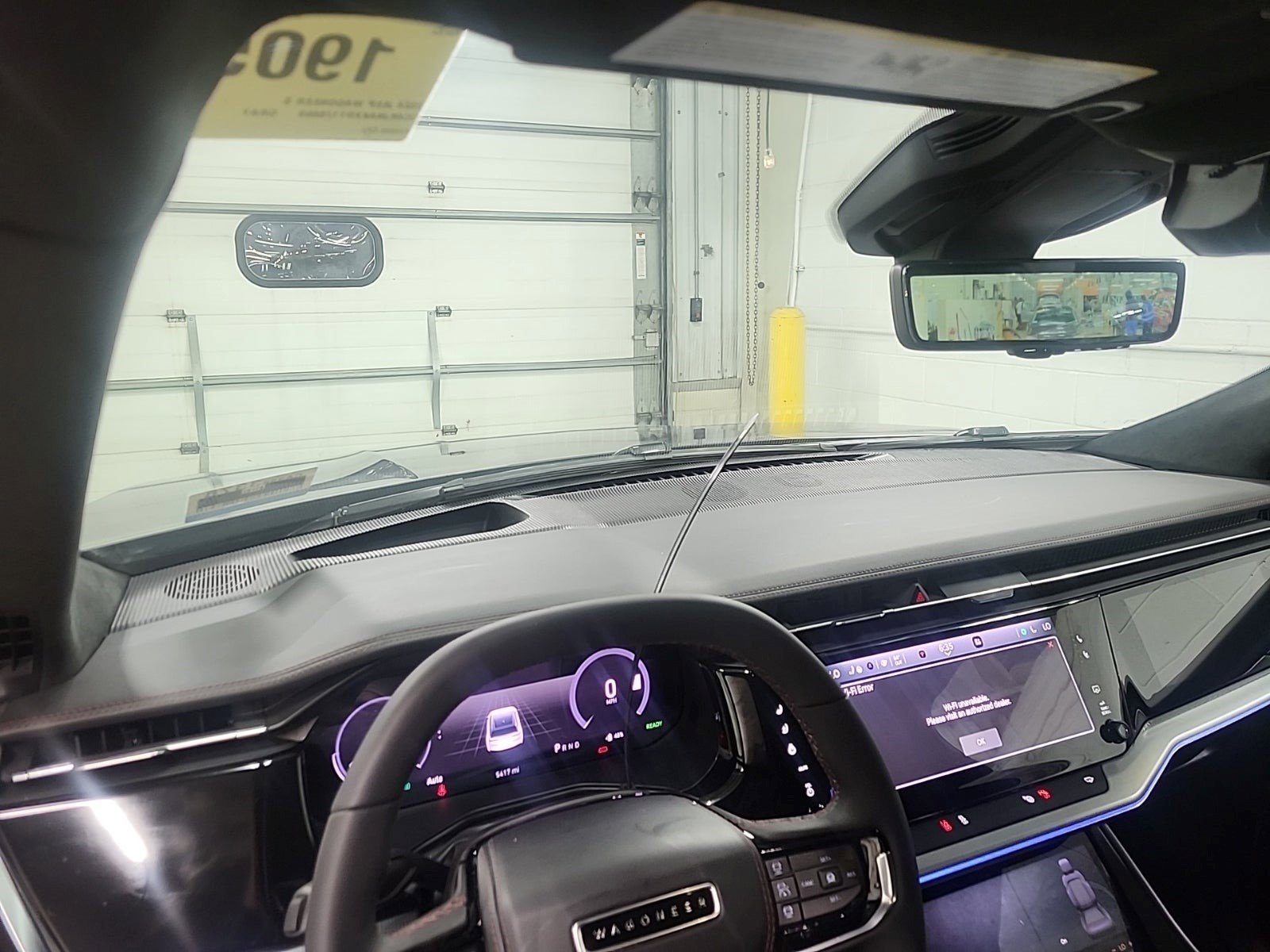 Used 2024 Jeep Wagoneer Launch Edition image 8