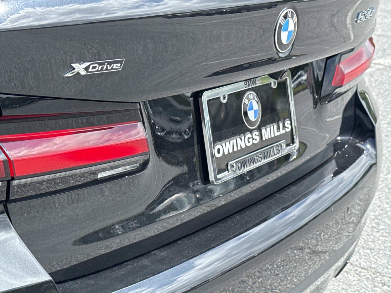 Used 2023 BMW 530i xDrive w/ M Sport Package AWD/4WD image 11