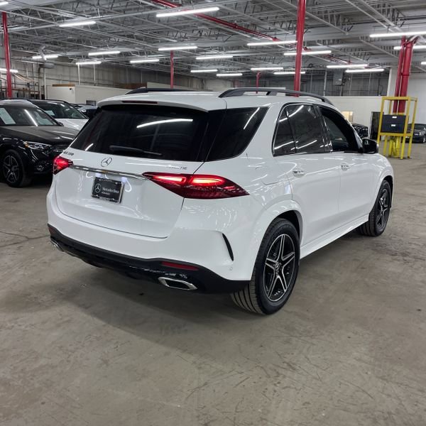 Used 2026 Mercedes-Benz GLE 350 4MATIC image 3