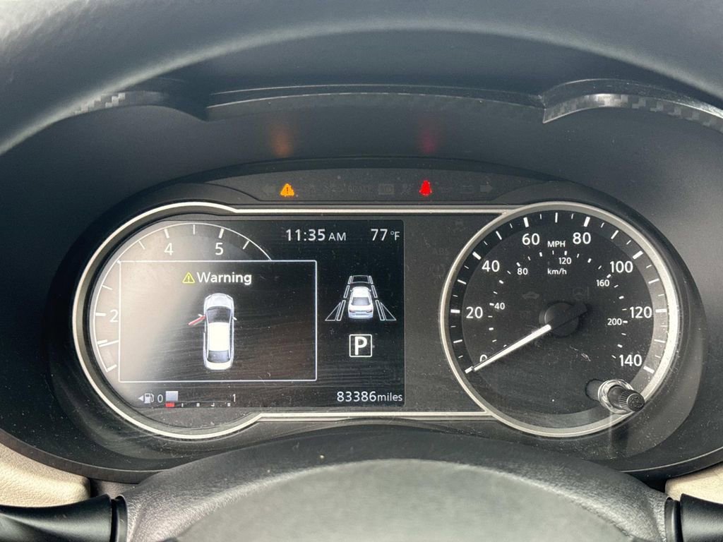 Certified 2021 Nissan Versa SV image 27