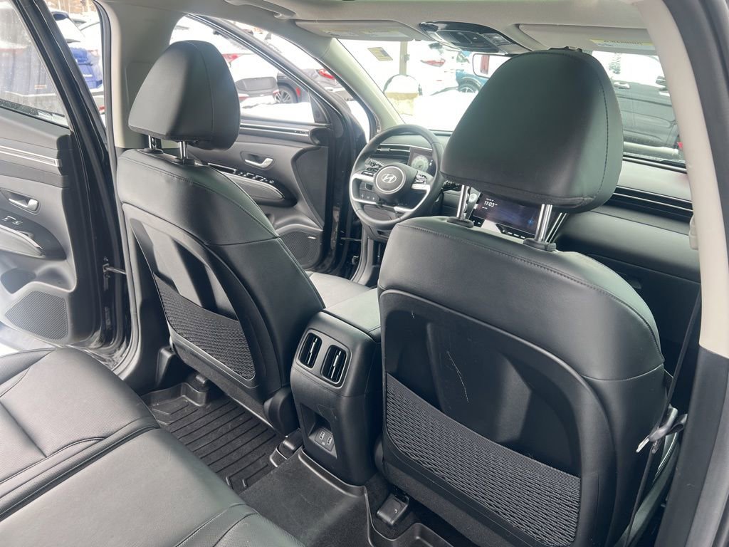 Used 2022 Hyundai Tucson Limited image 17