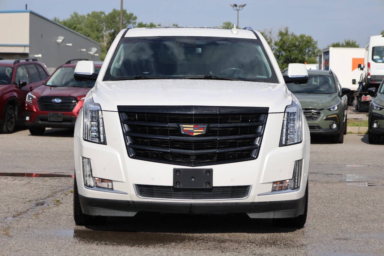 Used 2019 Cadillac Escalade ESV Luxury AWD/4WD image 5