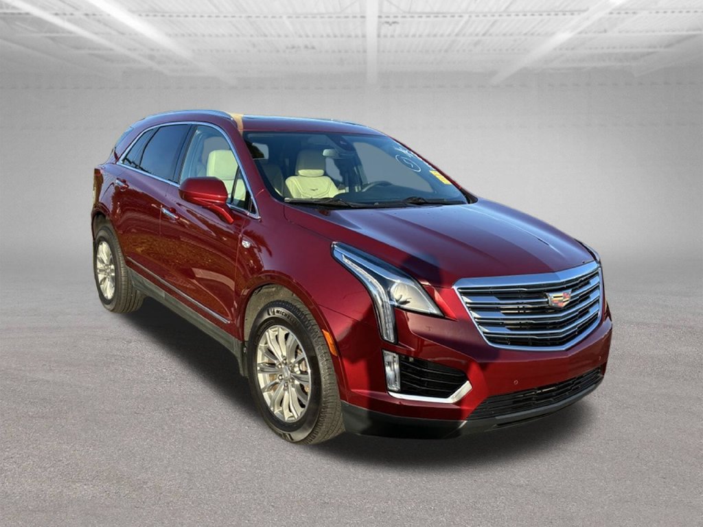 Used 2017 Cadillac XT5 Luxury w/ Driver Awareness Package AWD/4WD image 7