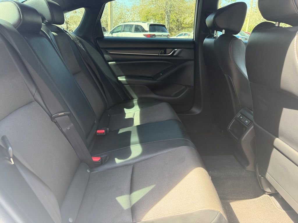 Used 2022 Honda Accord Sport image 9