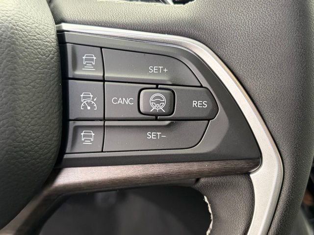 New 2026 Jeep Grand Cherokee Limited AWD/4WD image 19