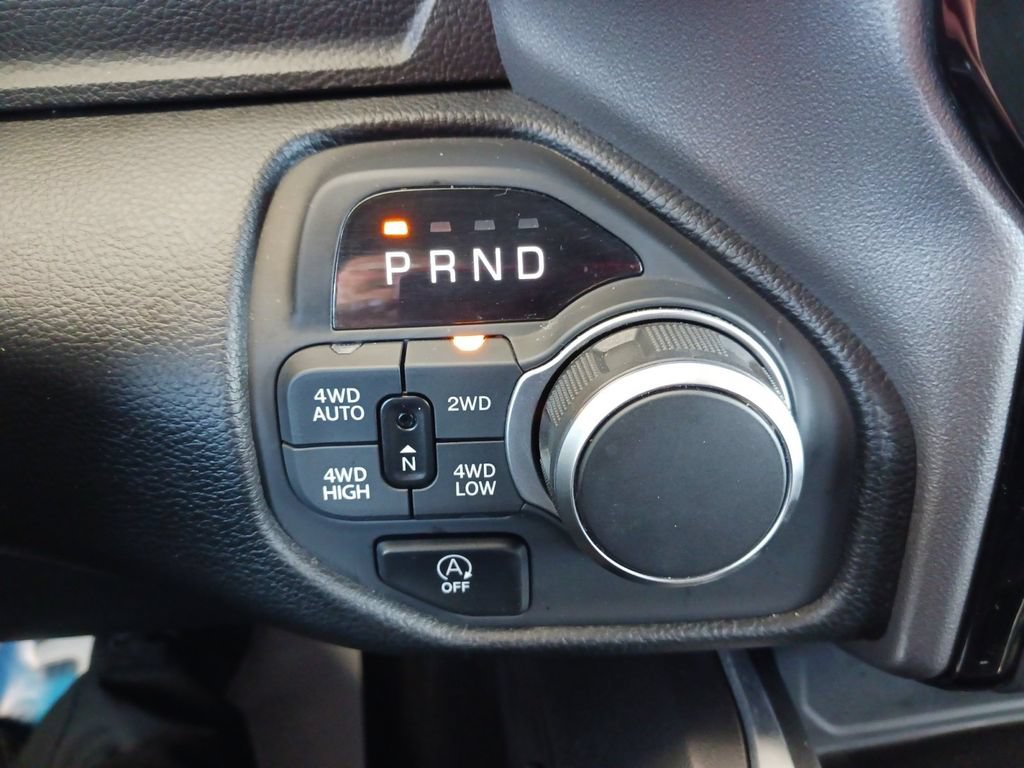 Used 2025 RAM 1500 Big Horn AWD/4WD image 33