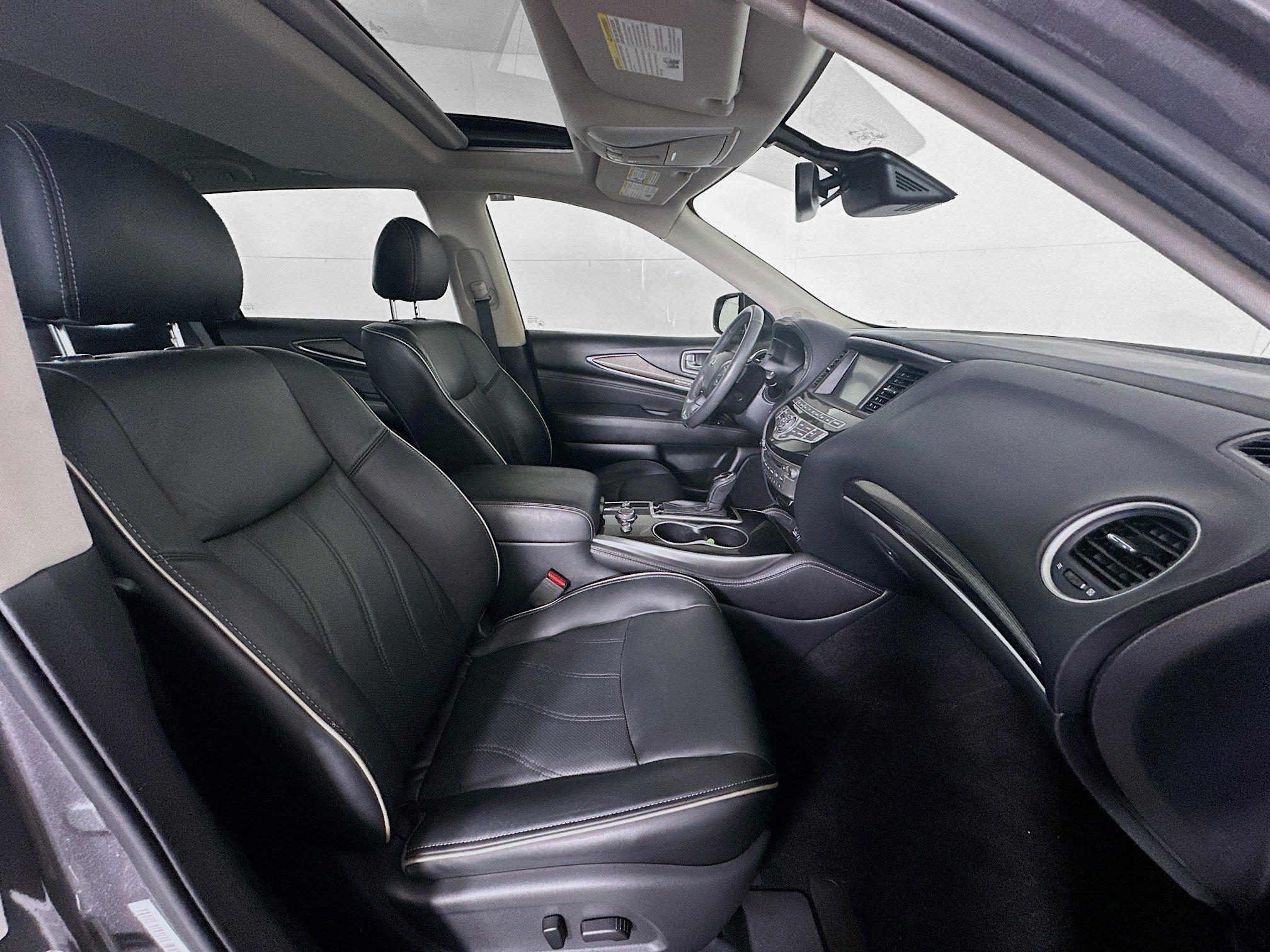 Used 2019 INFINITI QX60 Luxe w/ Essential Package FWD image 35