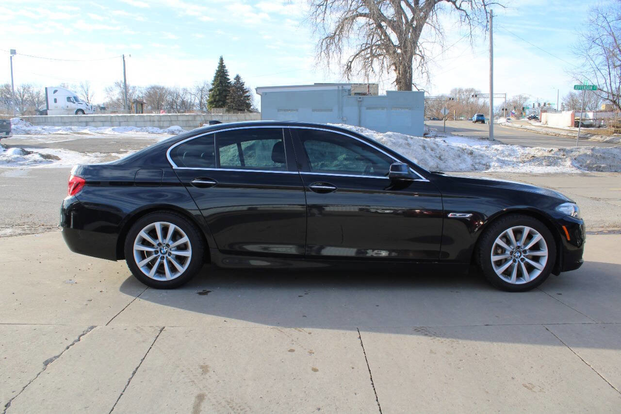 Used 2016 BMW 535d xDrive image 3
