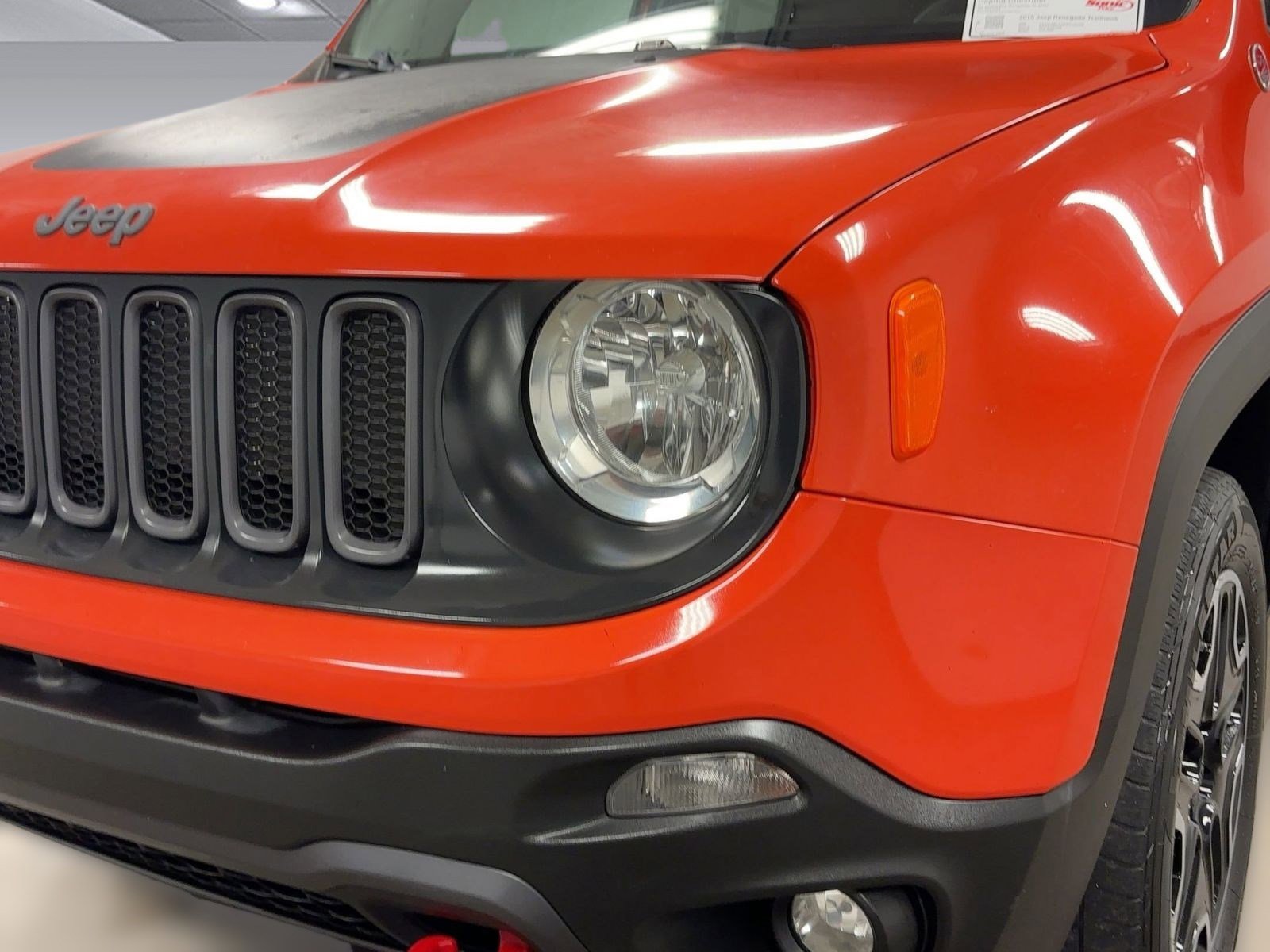 Used 2015 Jeep Renegade Trailhawk w/ Popular Equipment Group image 10