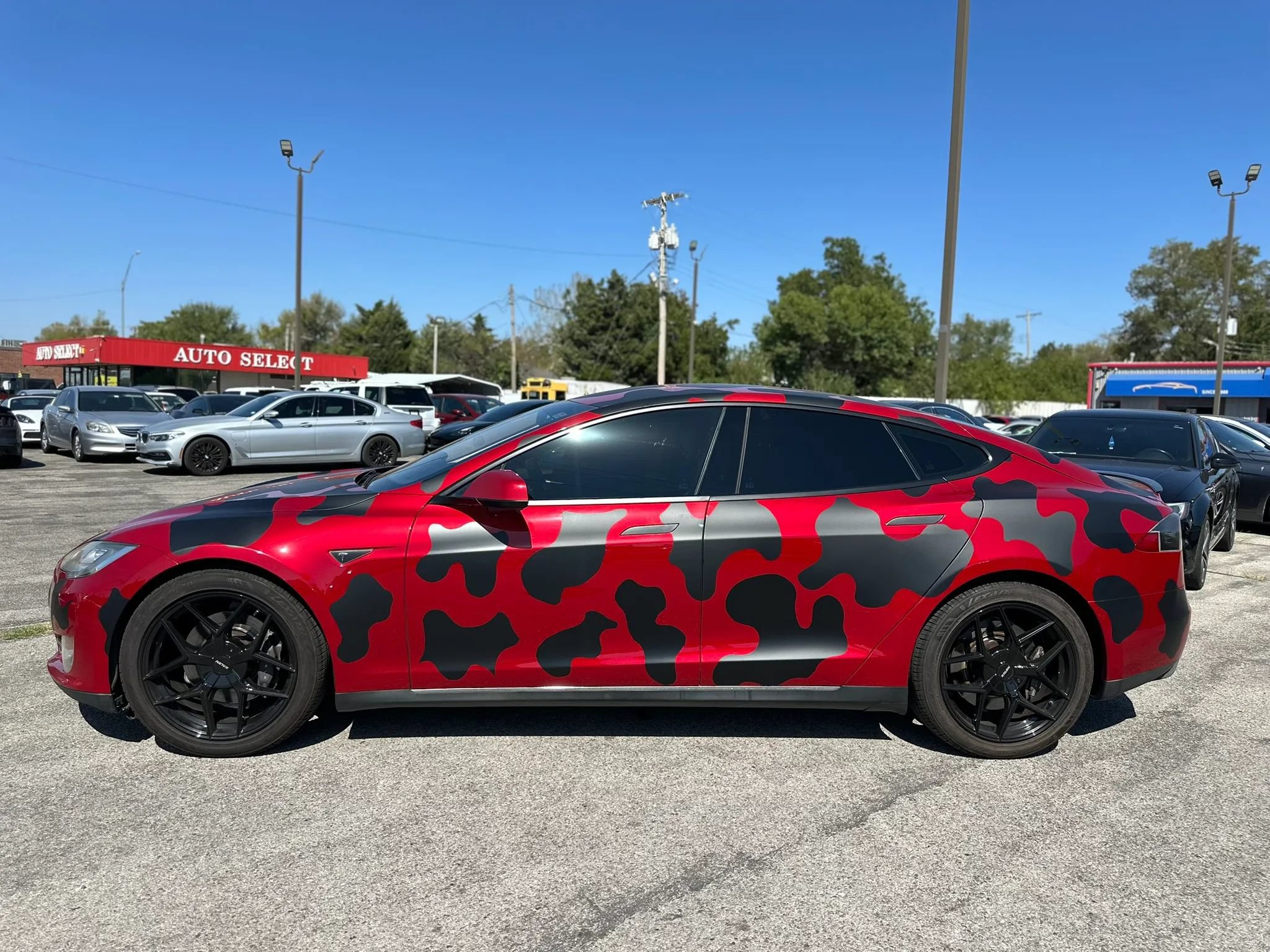 Used 2014 Tesla Model S 85 RWD image 9