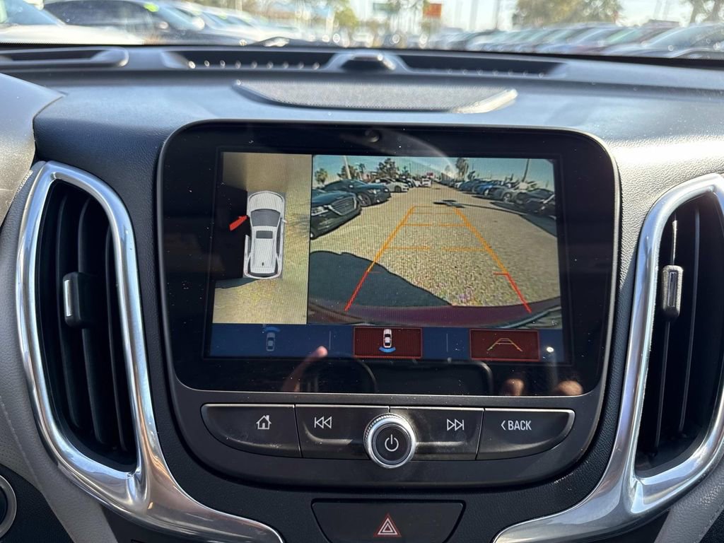 Used 2018 Chevrolet Equinox Premier image 28