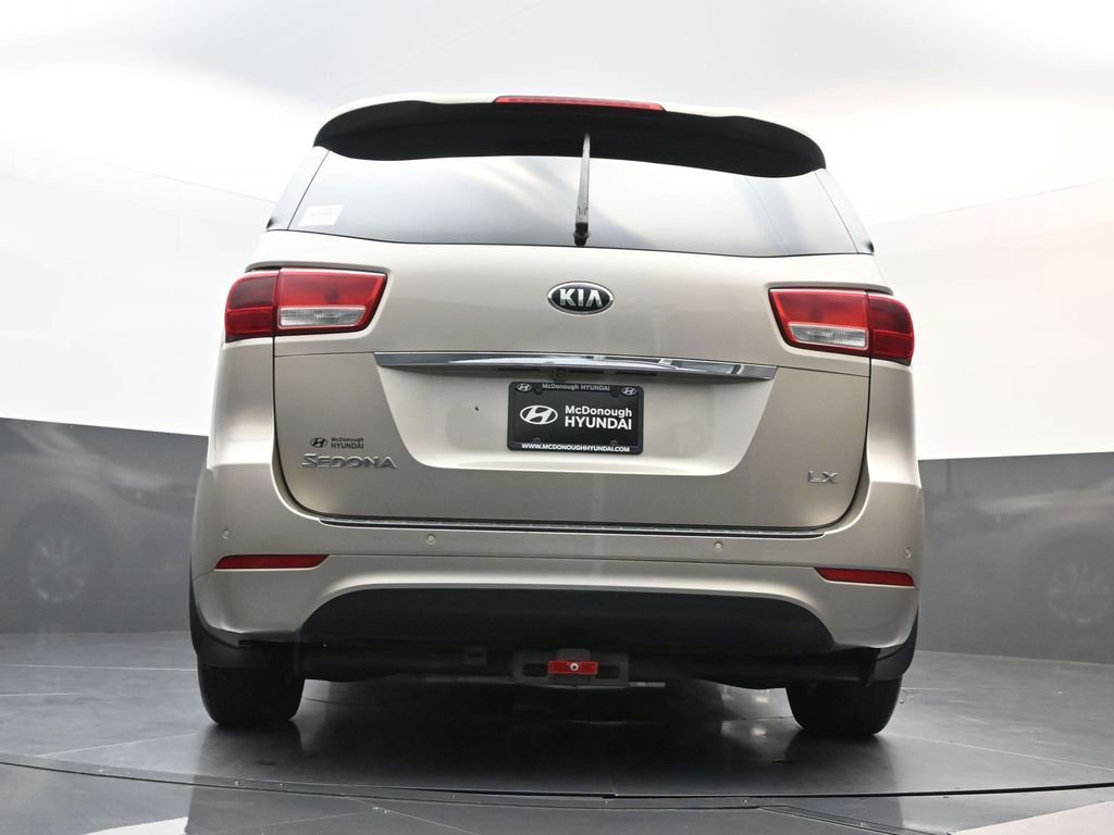 Used 2016 Kia Sedona LX w/ LX Convenience Package FWD image 29