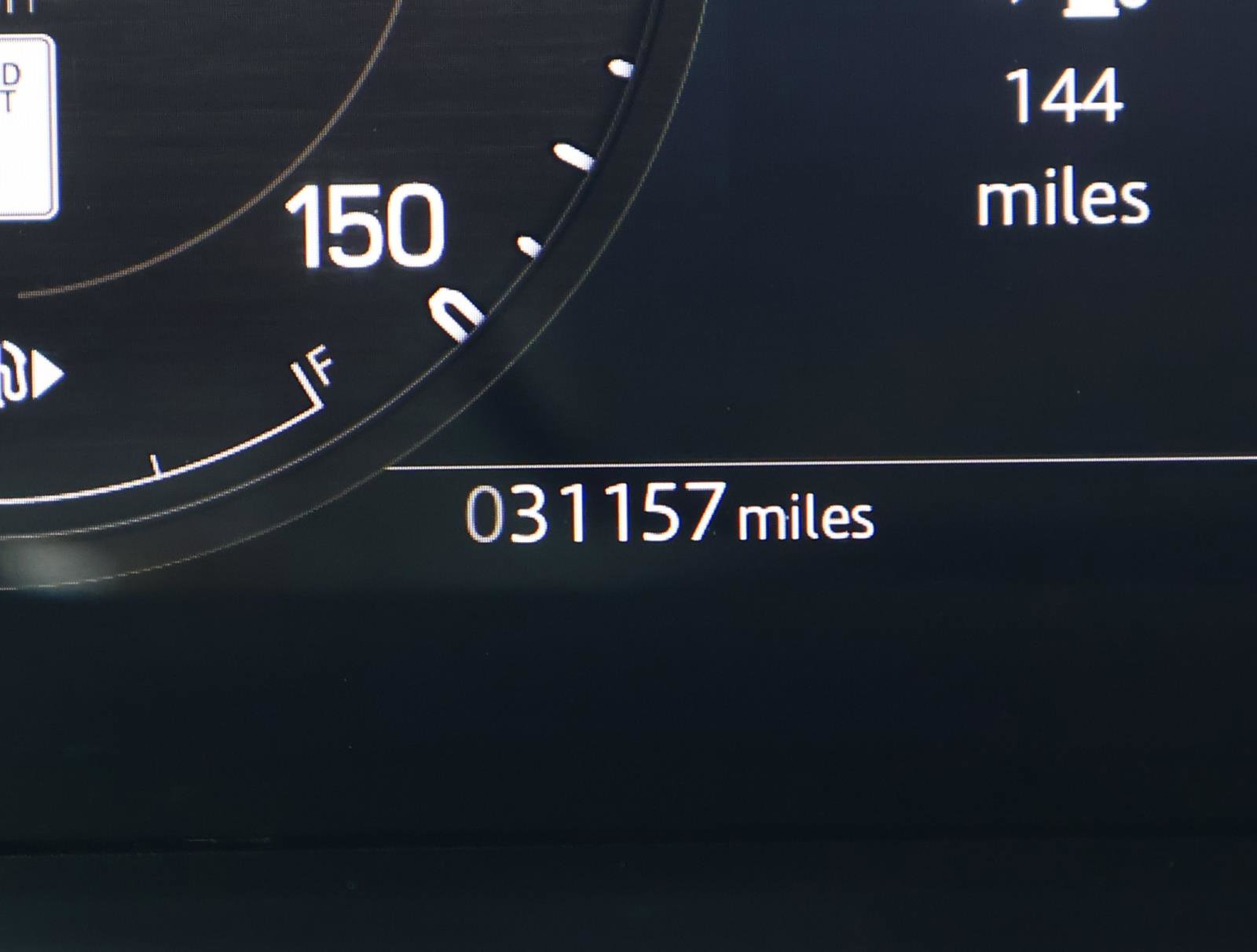 Used 2024 Land Rover Defender 130 X image 29