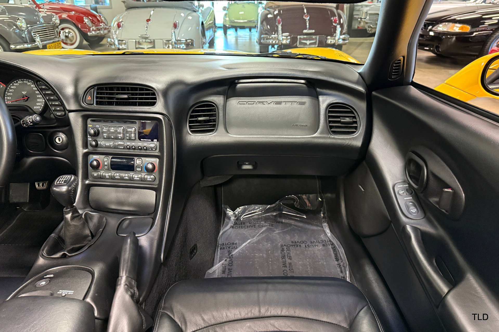 Used 2002 Chevrolet Corvette w/ Preferred Equipment Group2 image 67