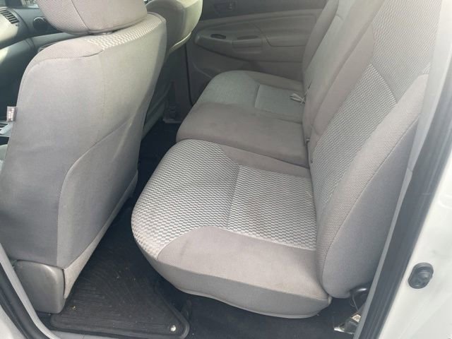 Used 2014 Toyota Tacoma 2WD Double Cab image 10