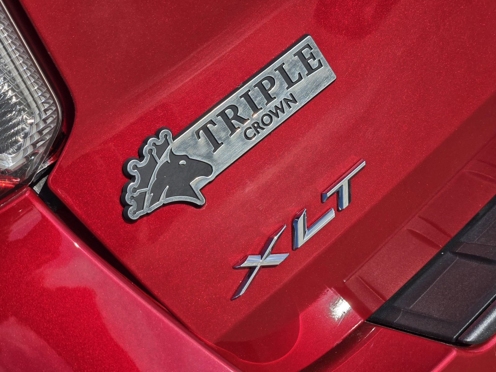 Certified 2024 Ford Explorer XLT w/ Equipment Group 202A image 11