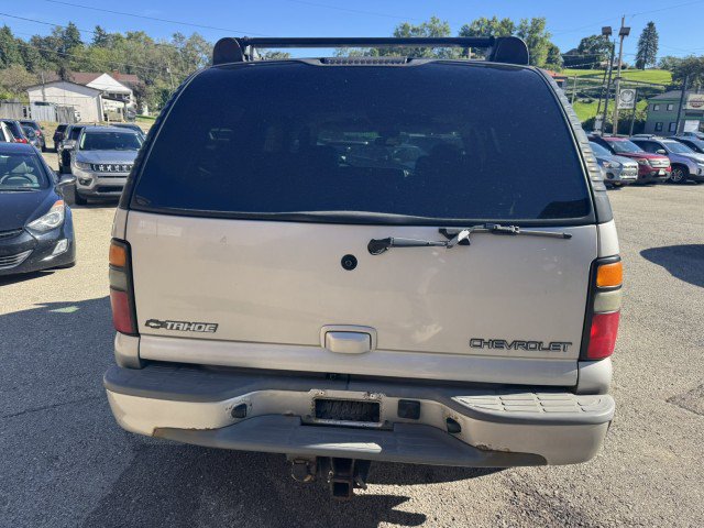 Used 2005 Chevrolet Tahoe Z71 w/ Preferred Equipment Group AWD/4WD image 4