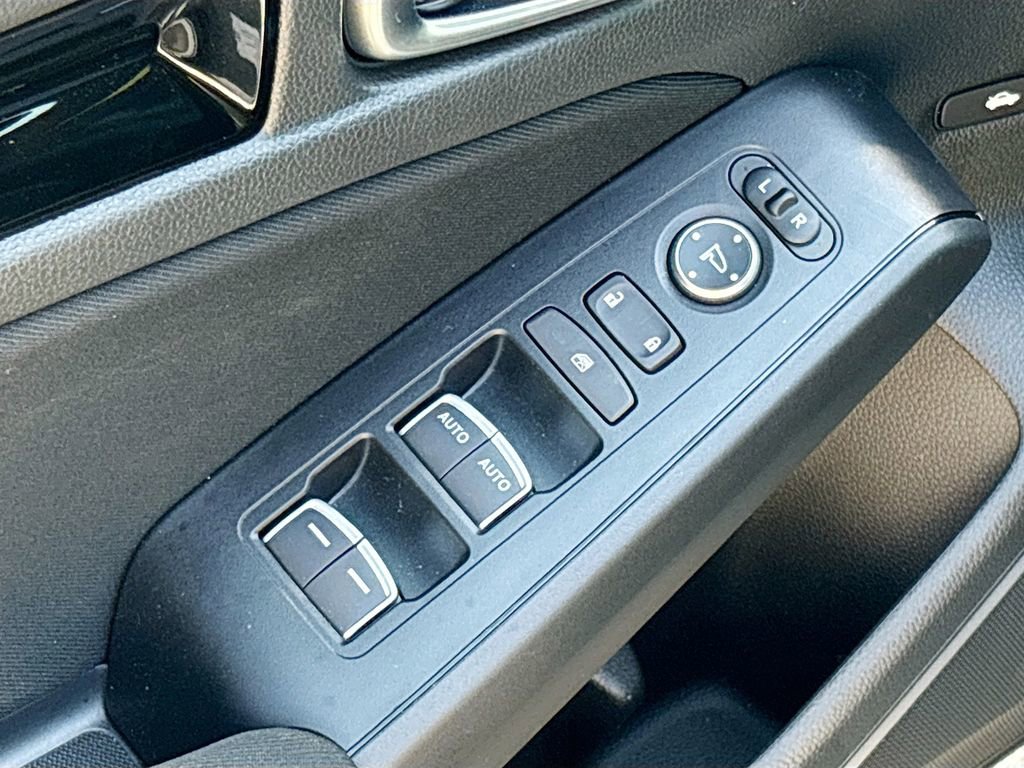 Used 2026 Honda Civic FWD Hybrid Sedan image 23