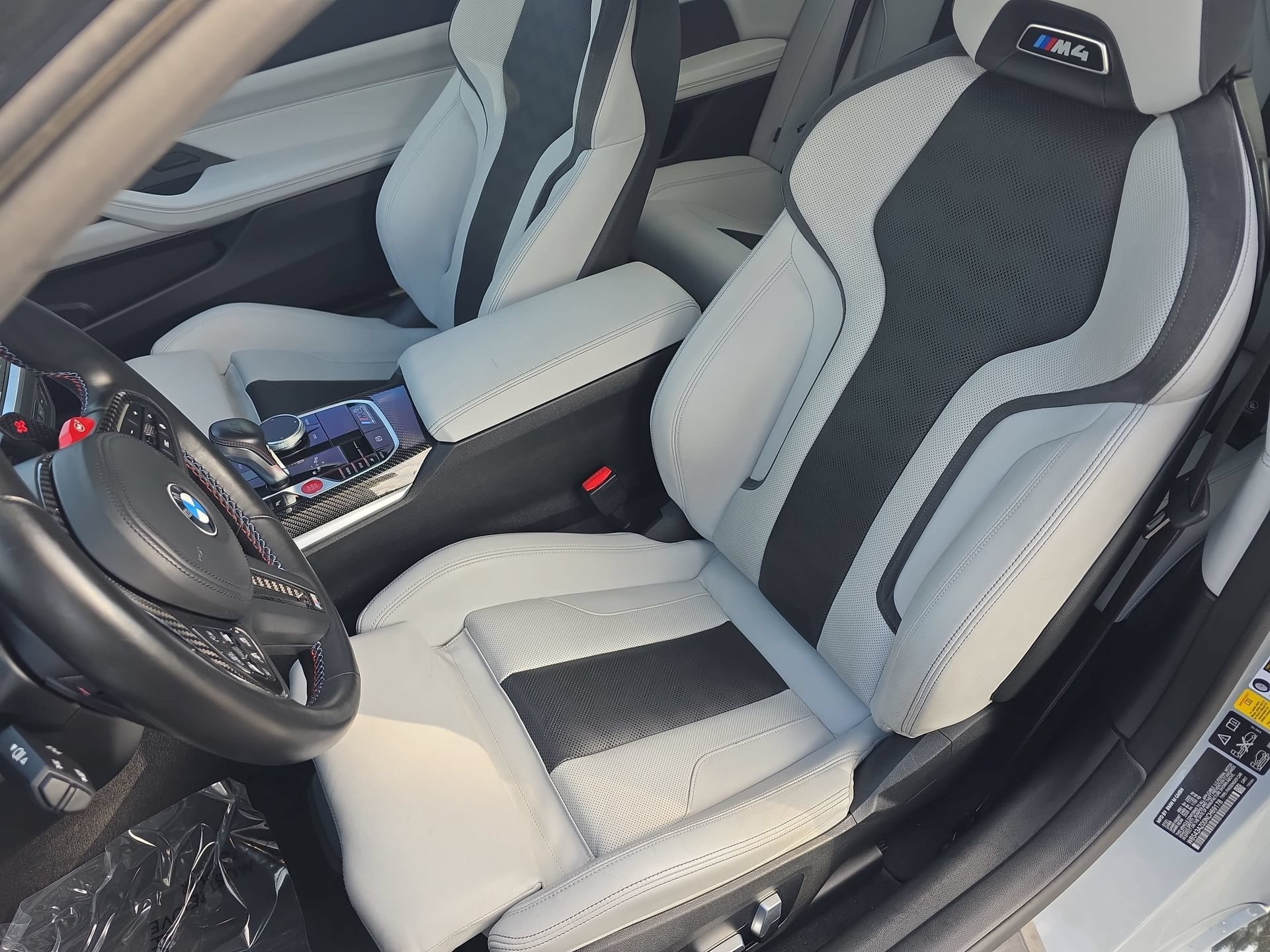 Used 2022 BMW M4 xDrive Competition w/ M Carbon Exterior Package AWD/4WD image 15
