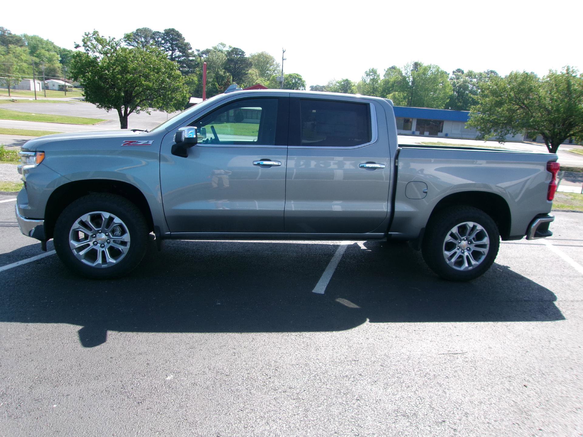 New 2026 Chevrolet Silverado 1500 LTZ w/ LTZ Premium Package image 7
