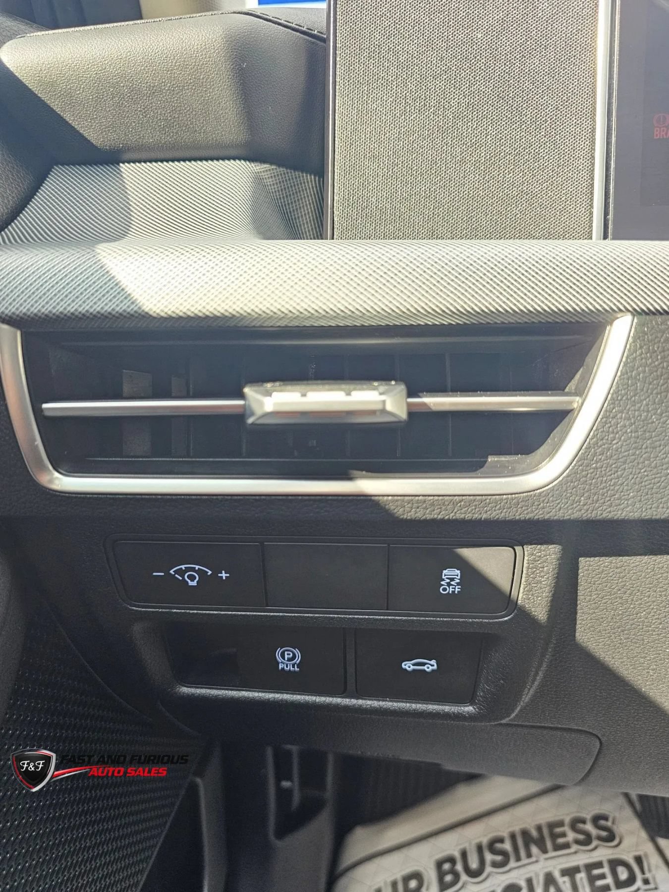 Used 2025 Hyundai Sonata SEL FWD image 25