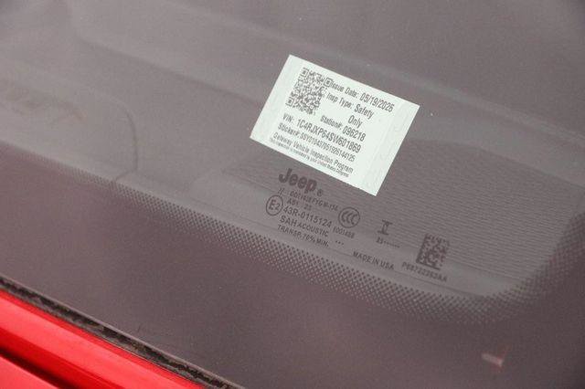Used 2025 Jeep Wrangler Unlimited Sahara AWD/4WD image 30
