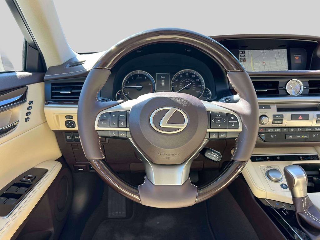 Used 2017 Lexus ES 350 w/ Navigation System Package image 13