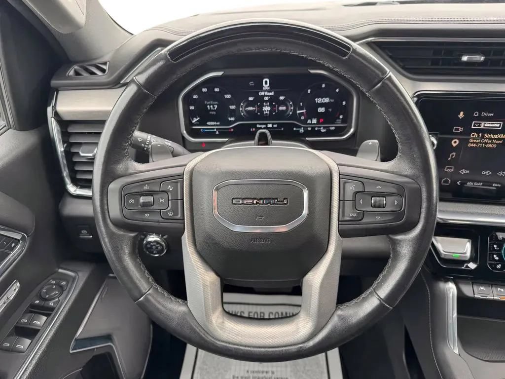 Used 2023 GMC Sierra 1500 Denali AWD/4WD image 25
