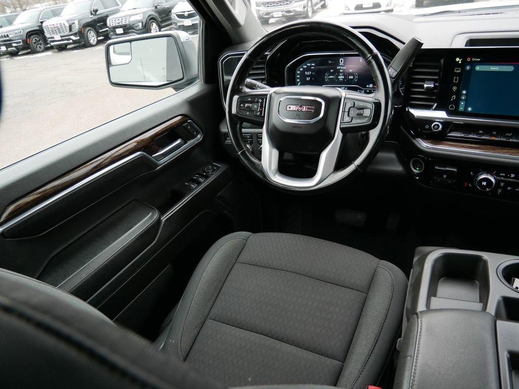 Used 2023 GMC Sierra 1500 SLE AWD/4WD image 18
