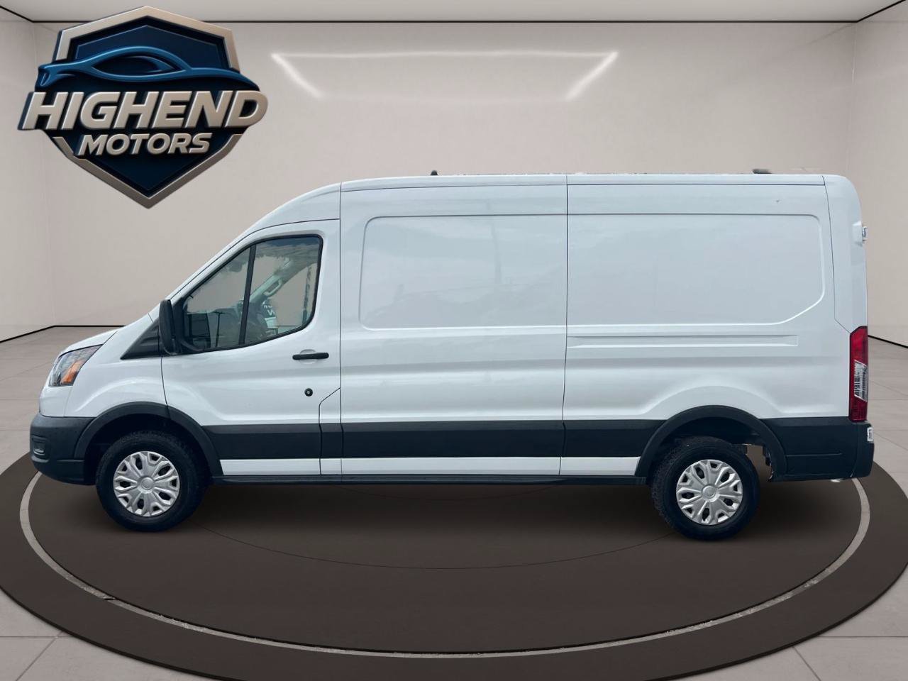 Used 2023 Ford E-Transit Medium Roof RWD image 3