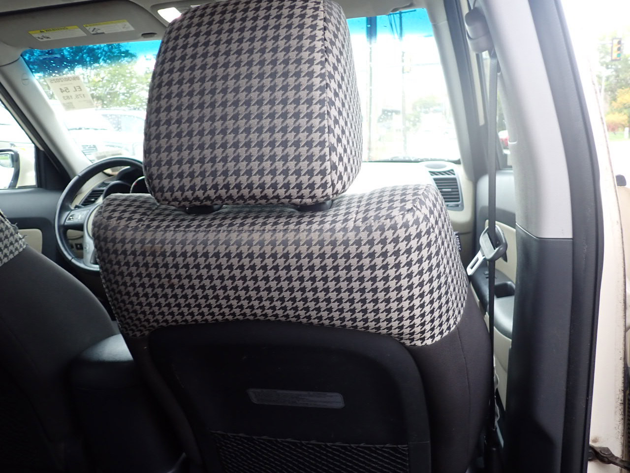 Used 2011 Kia Soul ! image 36