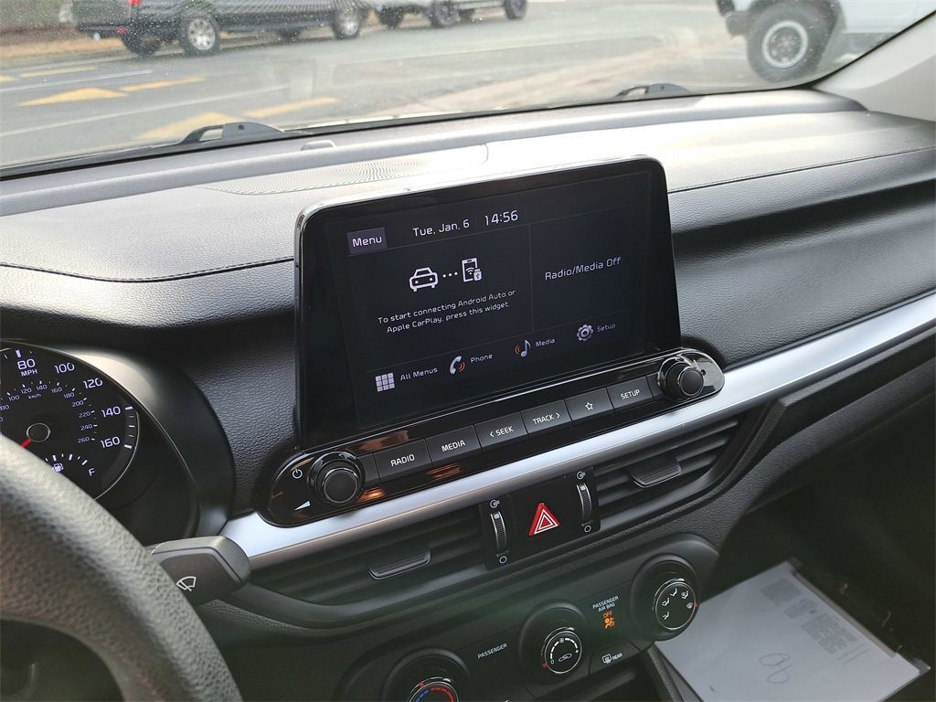 Used 2022 Kia Forte LXS w/ LXS Technology Package image 10