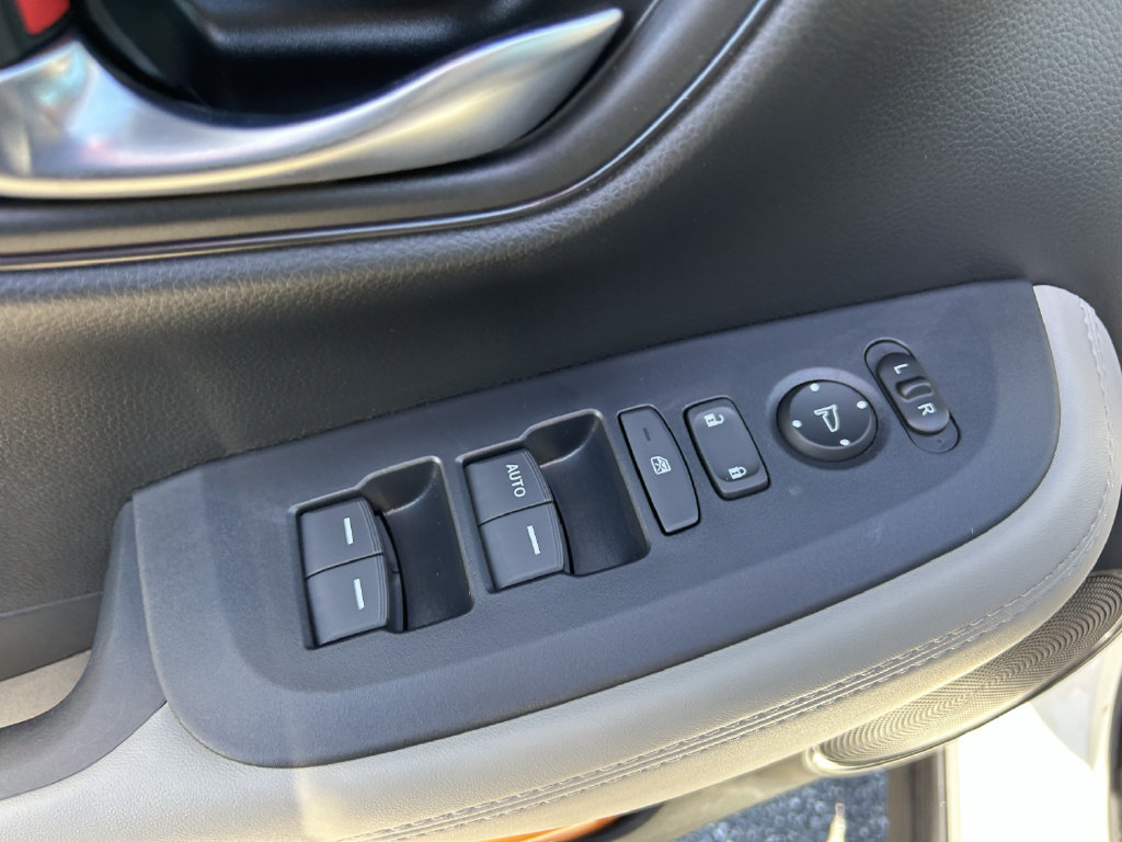 Used 2026 Honda HR-V LX image 22