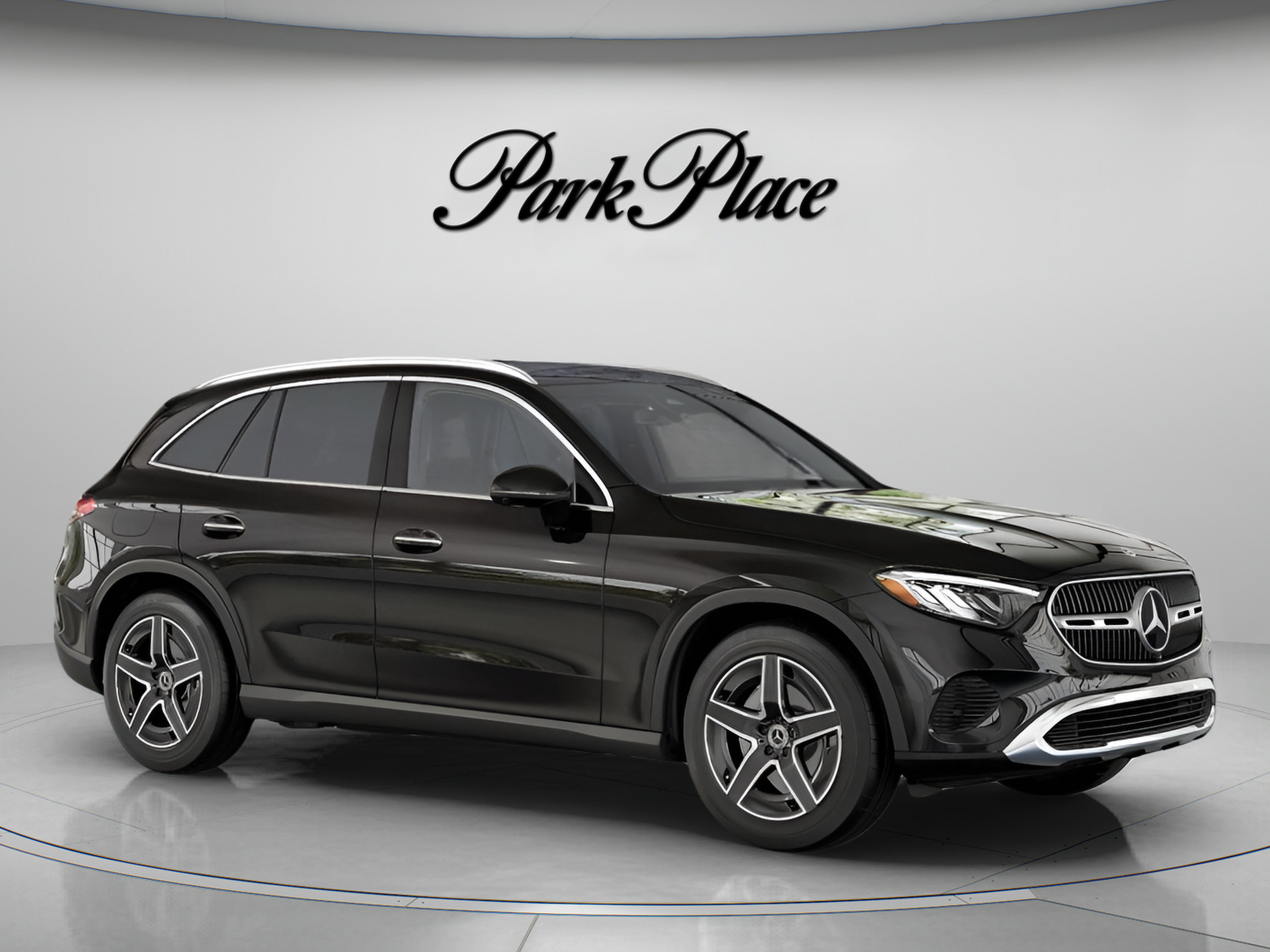 Used 2026 Mercedes-Benz GLC 300 4MATIC image 31