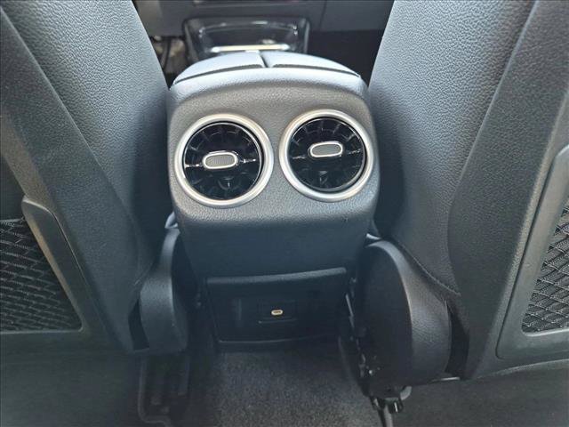 Used 2025 Mercedes-Benz CLA 250 4MATIC image 19