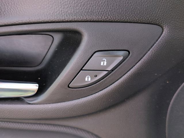 Used 2022 Chevrolet Equinox RS AWD/4WD image 15