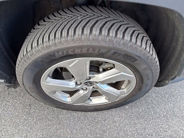 Used 2021 Toyota RAV4 Limited w/ Limited Grade Weather Package AWD/4WD image 15