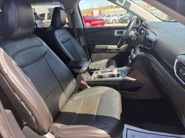 Used 2020 Ford Explorer Limited w/ Class III Trailer Tow Package AWD/4WD image 23