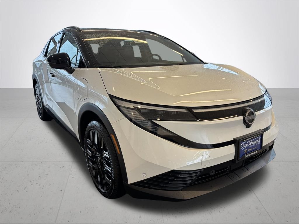 New 2026 Nissan Leaf Platinum+ w/ Cargo Package (Platinum+) FWD image 5