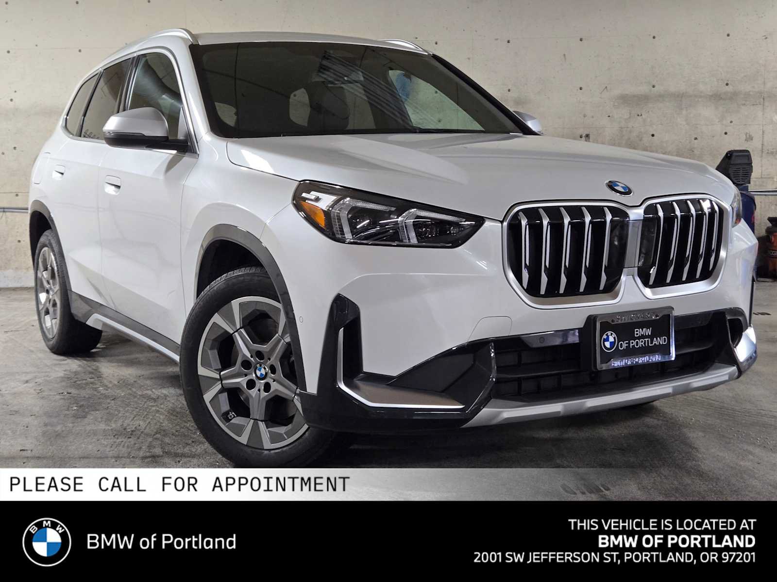 Used 2024 BMW X1 xDrive28i w/ Convenience Package AWD/4WD image 1