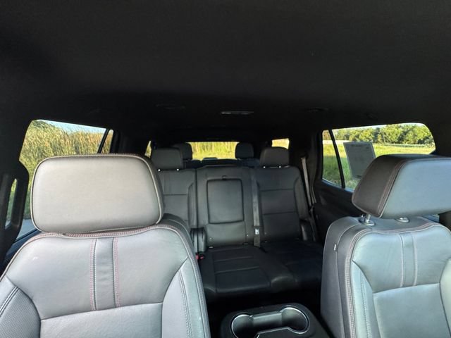 Used 2023 Chevrolet Tahoe RST w/ Luxury Package RWD image 32