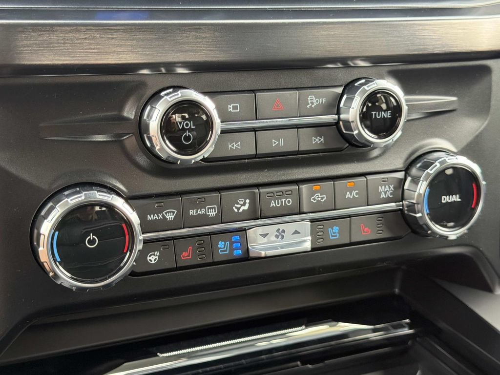 New 2026 Ford F250 Lariat w/ Tremor Off-Road Package AWD/4WD image 23
