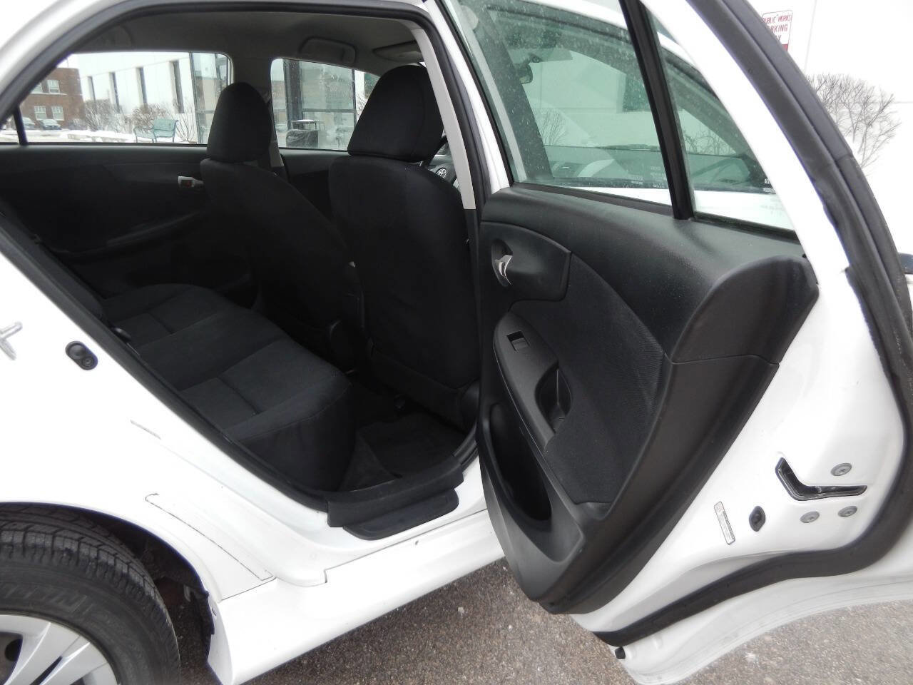 Used 2009 Toyota Corolla S FWD image 31