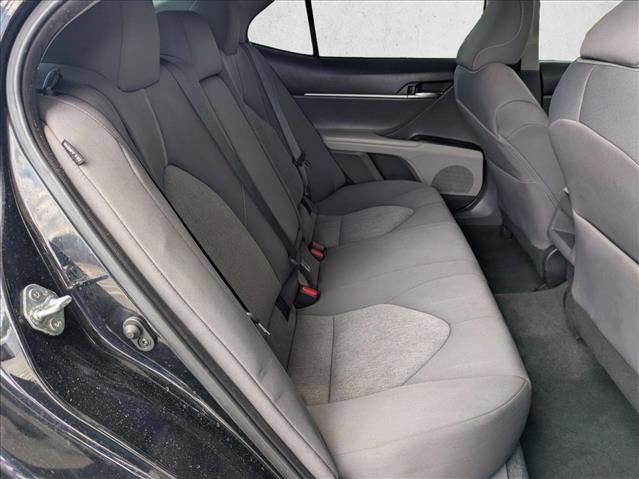 Used 2022 Toyota Camry LE FWD image 19