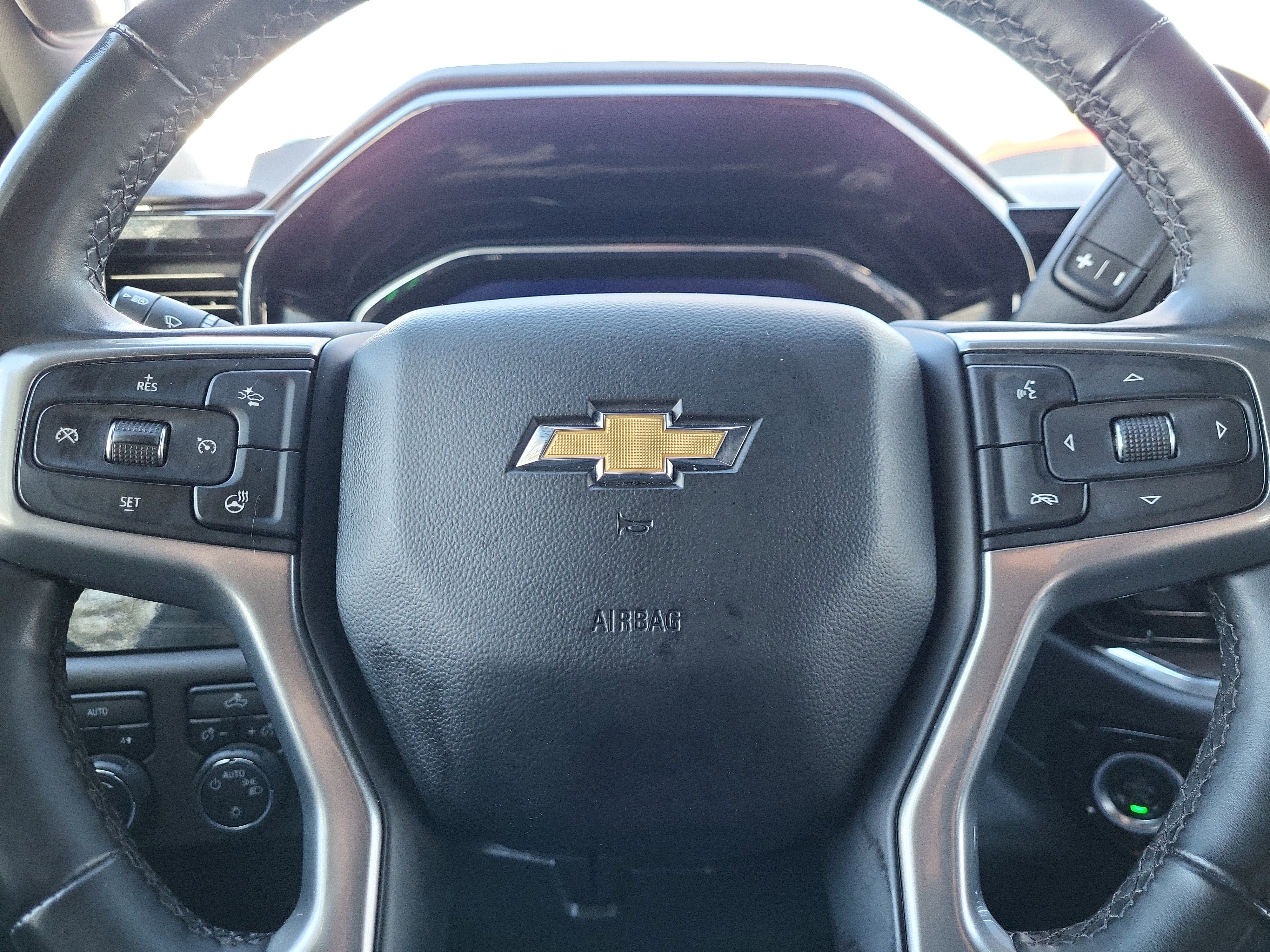Certified 2025 Chevrolet Silverado 1500 LT image 8