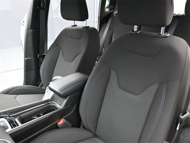 Used 2025 Jeep Compass Sport image 23