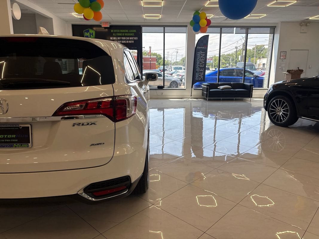 Used 2018 Acura RDX w/ Technology Package AWD/4WD image 14