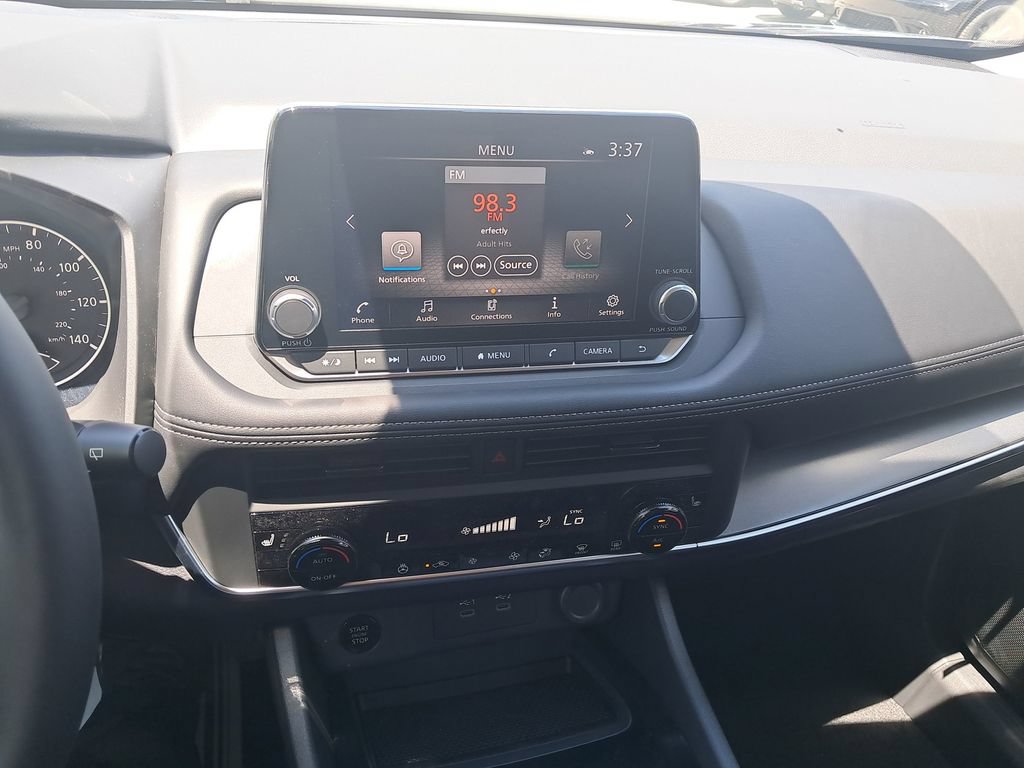 New 2026 Nissan Rogue SV w/ Cold Weather Package AWD/4WD image 19