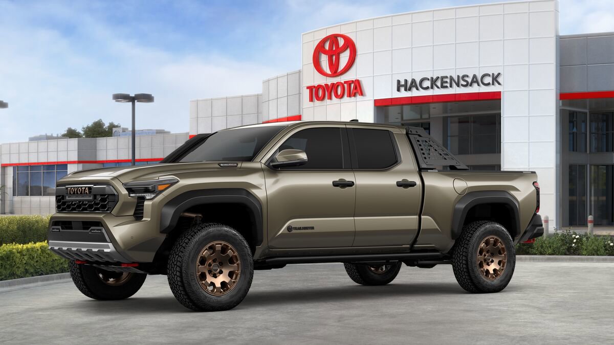 New 2026 Toyota Tacoma 4x4 Double Cab Hybrid image 2